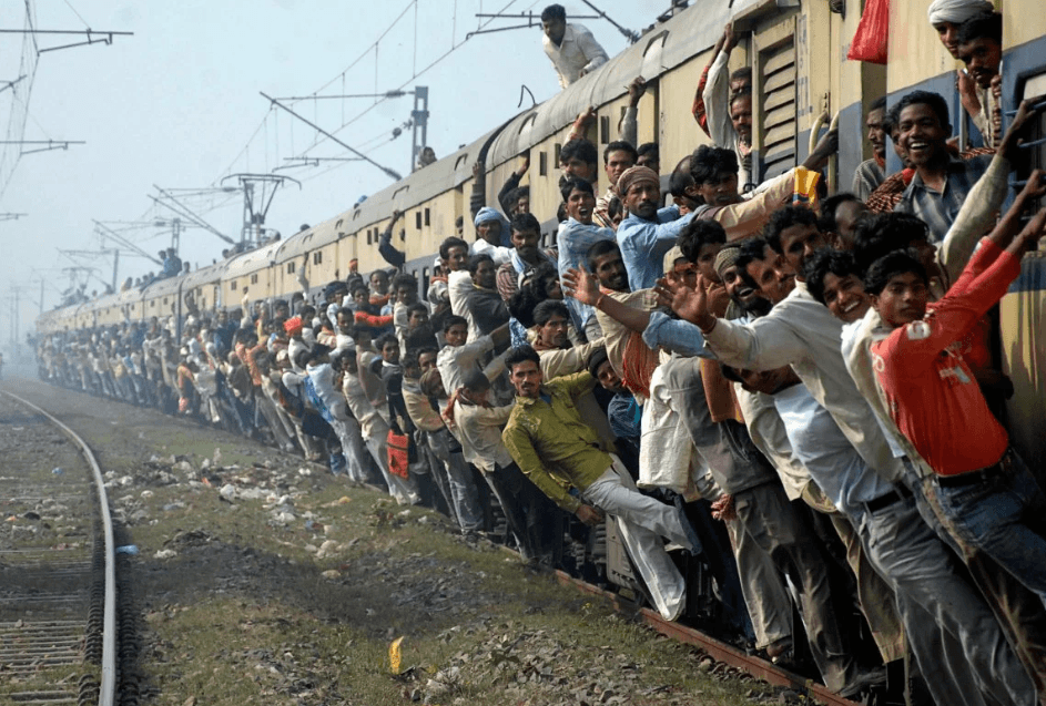 Поезда в Индии в 2020 году