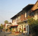 Тхакхэк — туристический центр Лаоса